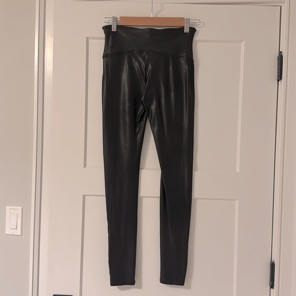 Spanx Faux Leather Leggings - Picture 5 of 16